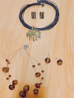 Y2K Bundle: 2 sets of Brown Necklace with Matching Earrings (Minimal Wears)
